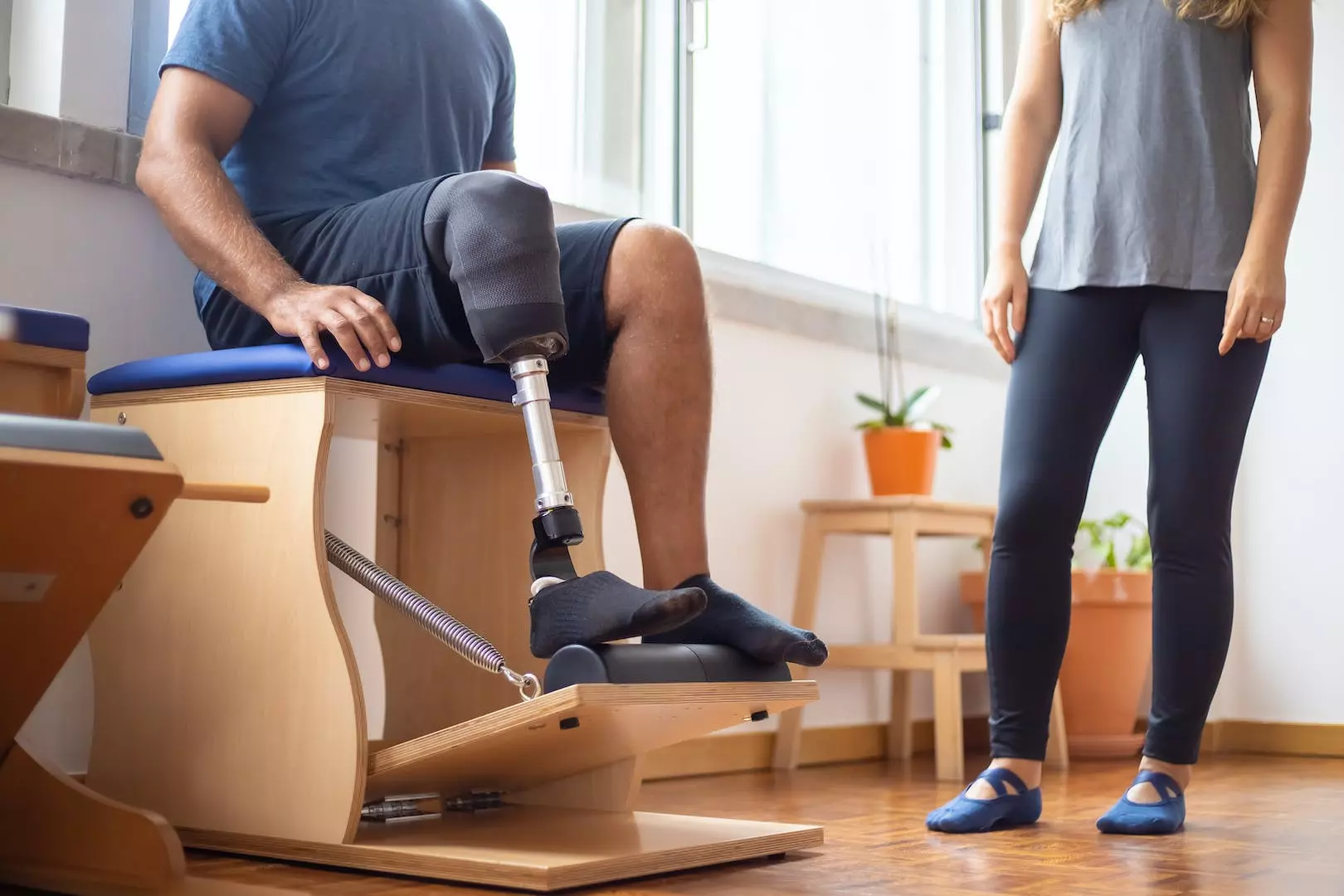 Fysioterapi og rehabilitering kurs: Fremme helse og velvære gjennom bevegelse og behandling